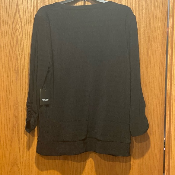 Black Vera Wang Blouse! - Picture 2 of 3